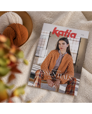 Журнал с моделями по пряже Katia ESSENTIALS 110 W22/23 арт. ГЕЛ-31655-1-ГЕЛ0182601